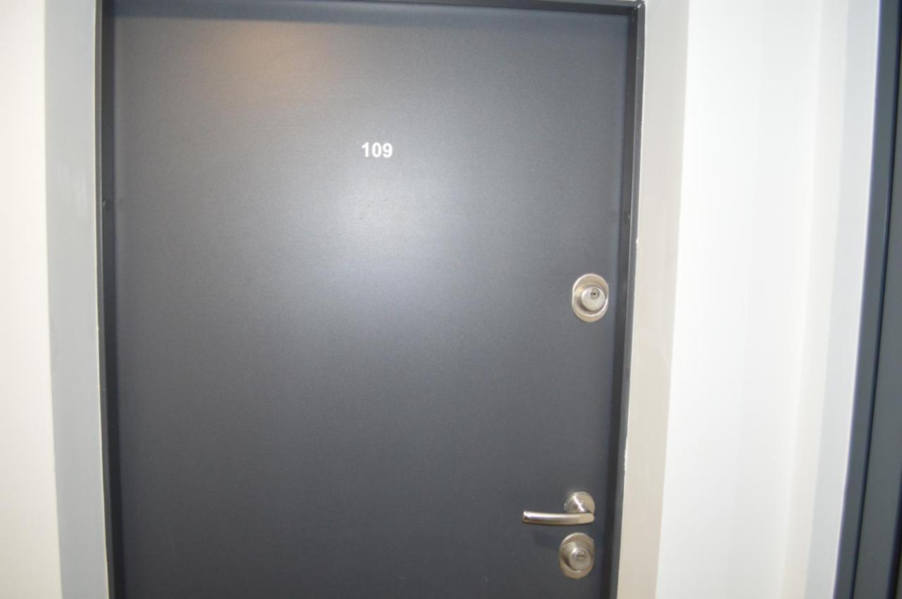 Siófok Ezüstpart Granada 2 Közvetlen Vizparti Apartman Daire Dış mekan fotoğraf
