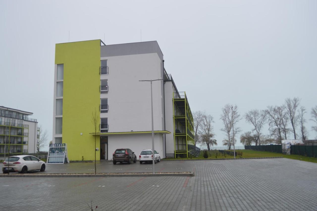 Siófok Ezüstpart Granada 2 Közvetlen Vizparti Apartman Daire Dış mekan fotoğraf