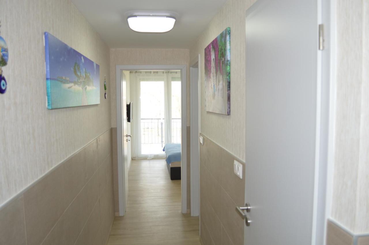 Siófok Ezüstpart Granada 2 Közvetlen Vizparti Apartman Daire Dış mekan fotoğraf