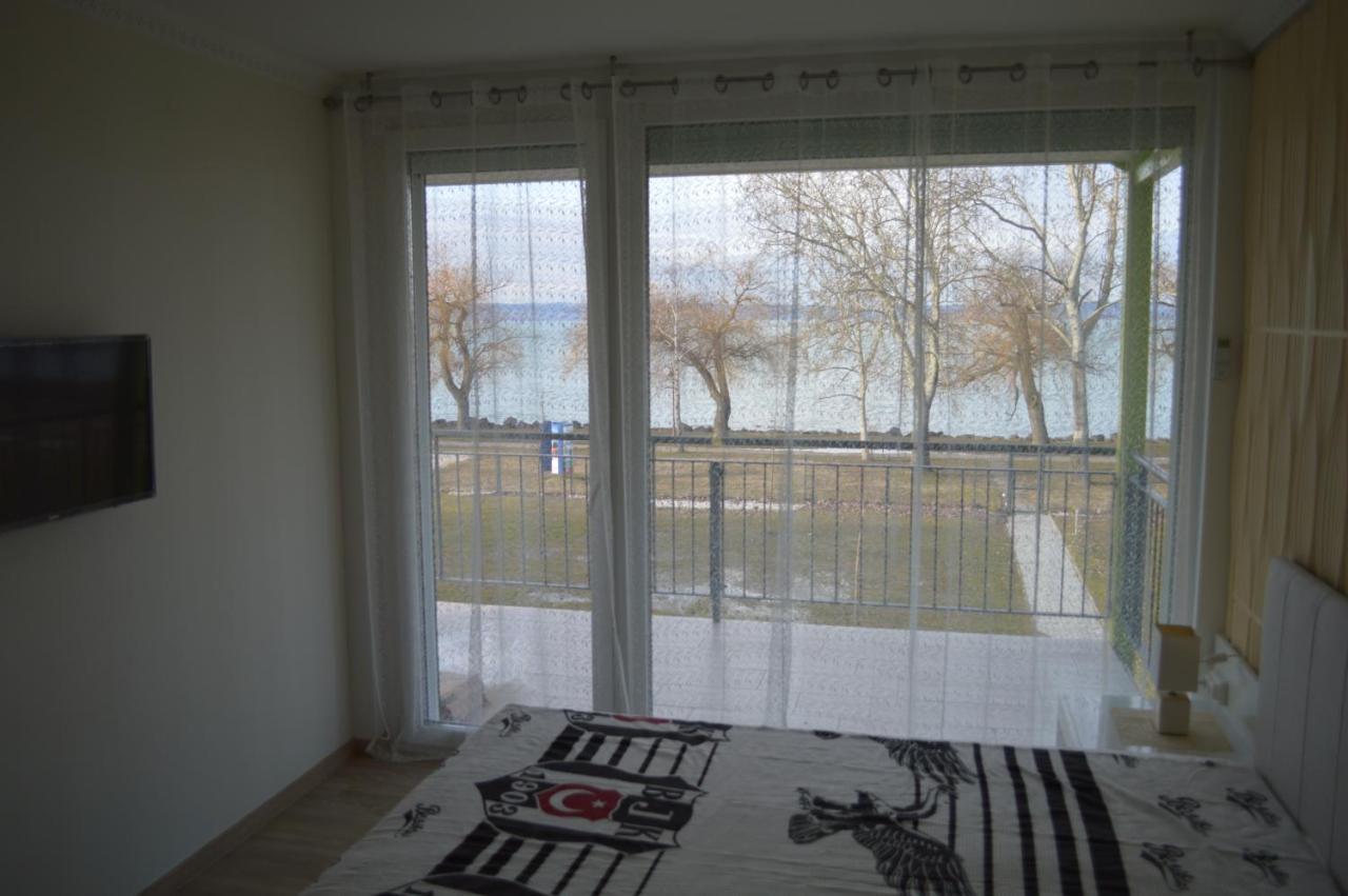 Siófok Ezüstpart Granada 2 Közvetlen Vizparti Apartman Daire Dış mekan fotoğraf