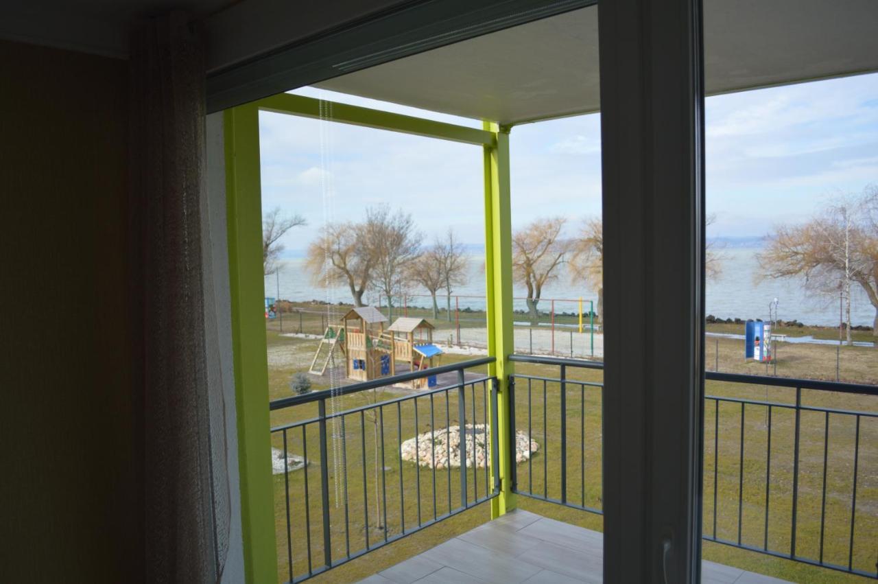 Siófok Ezüstpart Granada 2 Közvetlen Vizparti Apartman Daire Dış mekan fotoğraf